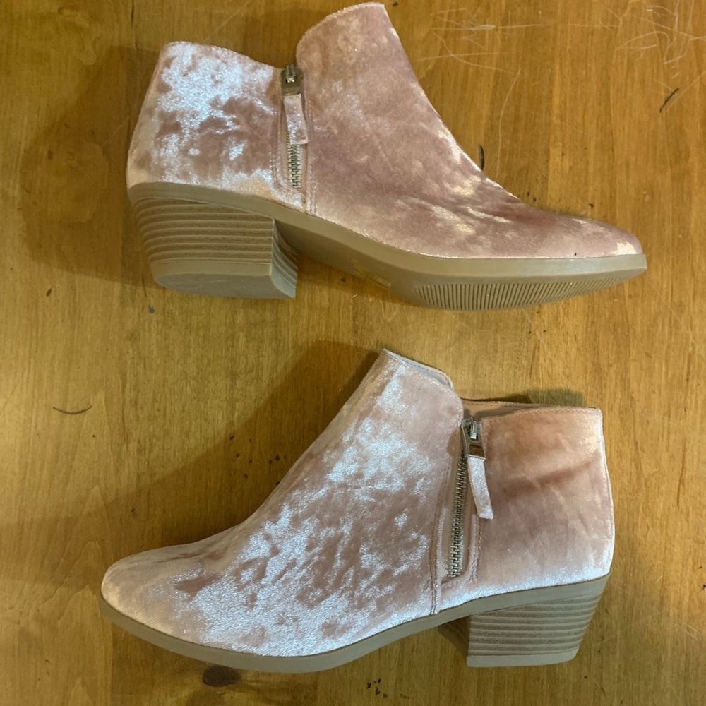Call it Spring 1.75” Crushed Velvet Zippered Ankle Booties